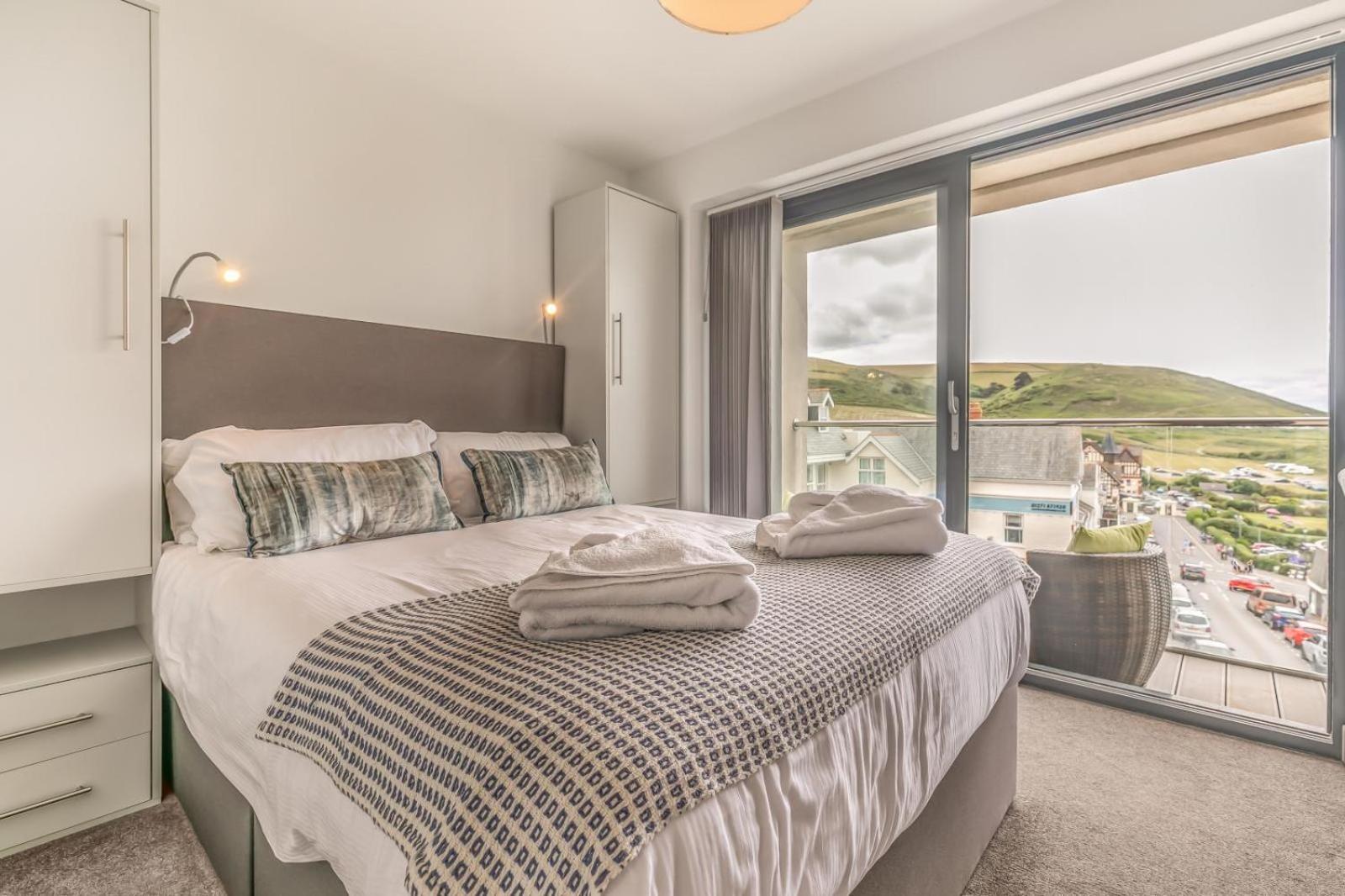 8 Woolacombe West - Luxury Apartment At Byron Woolacombe, Only 4 Minute Walk To Woolacombe Beach! 外观 照片