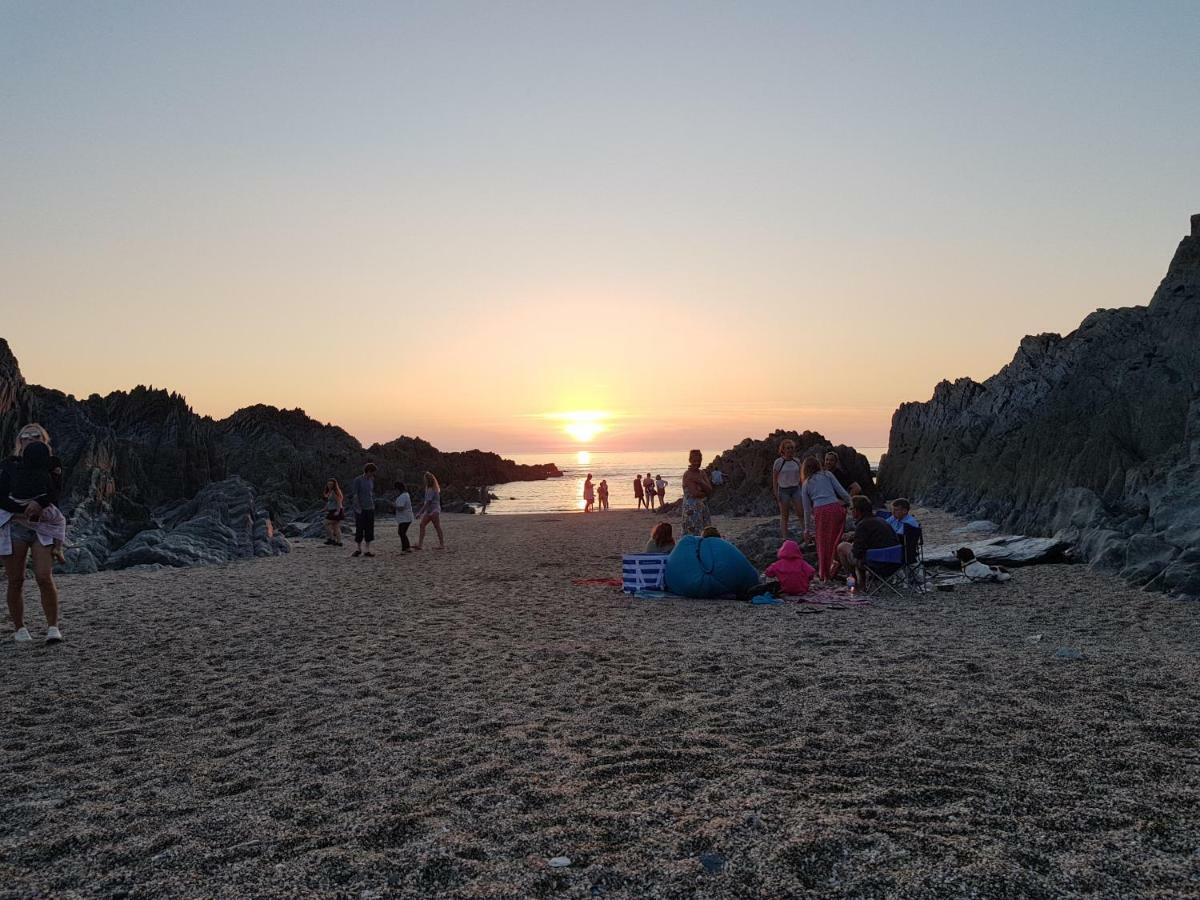8 Woolacombe West - Luxury Apartment At Byron Woolacombe, Only 4 Minute Walk To Woolacombe Beach! 外观 照片